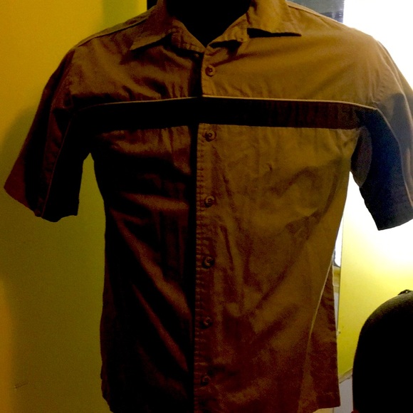 Denver Hayes button down top - Picture 1 of 4